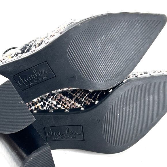 Charles David Debate Houndstooth Boots 7 NWOT Plaid Ankle Booties Heel Lace Up - Picture 7 of 7